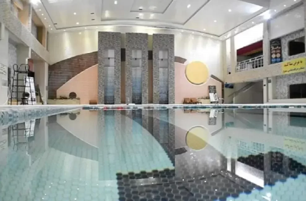 لاکچری ترین استخر قم